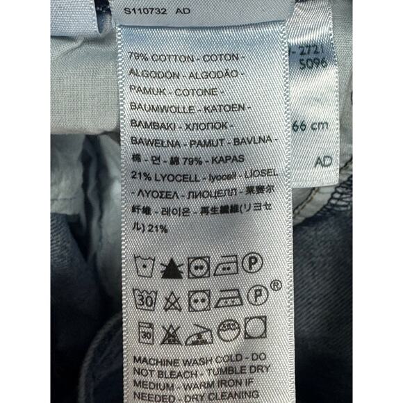 Levi's Women's High Loose Flare Leg Blue Denim Jeans -Size 26x32 (26x31.5) - Picture 5 of 6